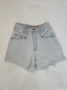 Rare Vintage 90’s Zena Jean High Rise Light Wash Cut Off Denim‎ Shorts